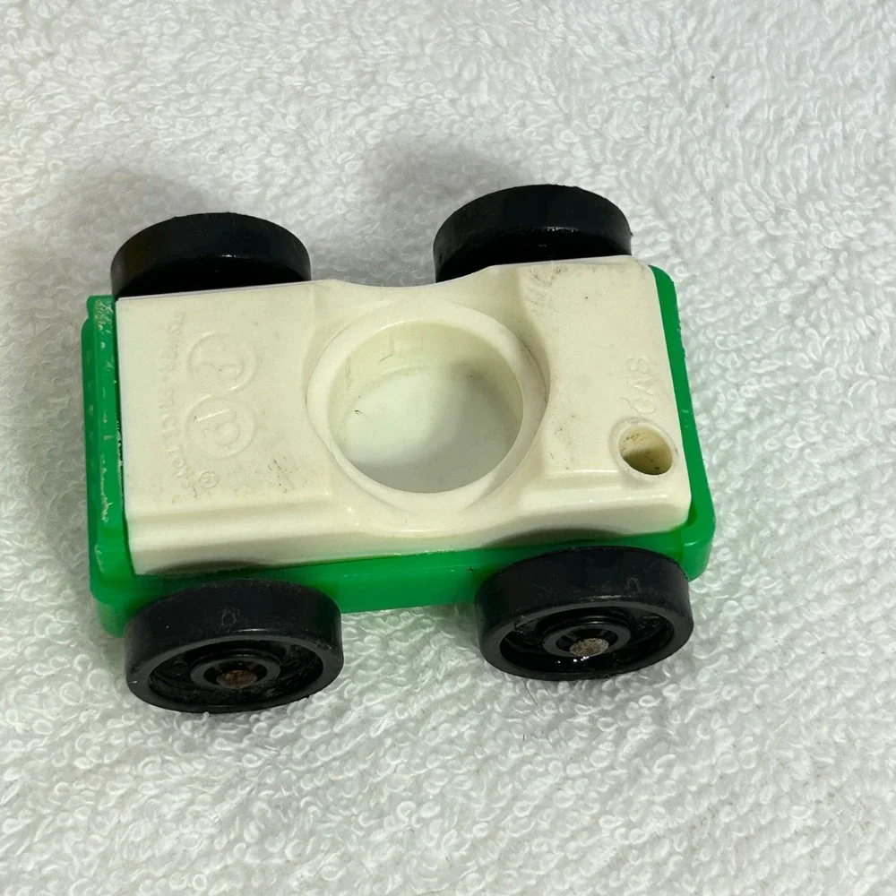Vintage‎ Fisher-Price Adventure People Lot 1977 Kayak Figures Truck Jeep Train